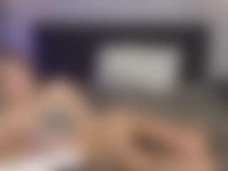Live cam show with FreyaJels - HD on AdultVida.com