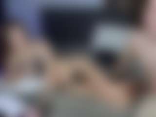 FreyaJels's Live Sex Cam Show