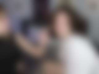 Live cam show with FreyaJels - Cum on Gym Cam Girls