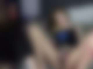 FreyaJels's Live Sex Cam Show