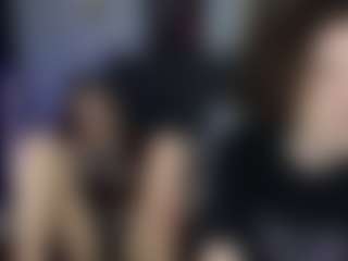 Live cam show with FreyaJels - Dildo Or Vibrator on TeamSkeetLive