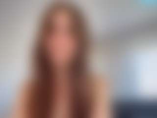 Live cam show with HattieWassam - Teen (18+) on Hubzter Live