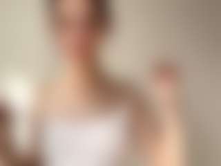 Live cam show with HattieWassam - Blowjob Brown Hair on SxyPornLive