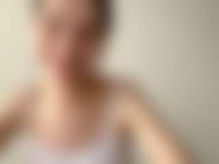HattieWassam's Live Sex Cam Show