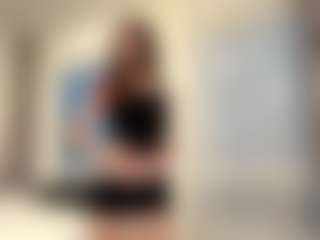 Live cam show with HattieWassam - Tittyfuck on Camsoda
