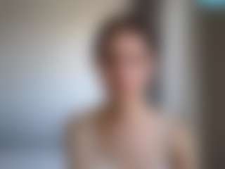 Live cam show with HattieWassam - Mature on CamClone