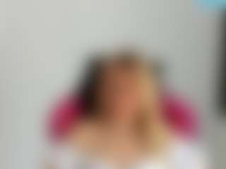 Live cam show with HazelLoveee - New Sexwebcam on SpunkLive