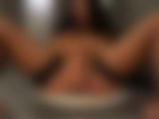 ivyxbelle's Live Sex Cam Show