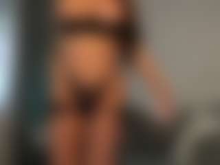 ivyxbelle's Live Sex Cam Show