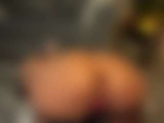 Live cam show with ivyxbelle - New Toys on AdultVida.com