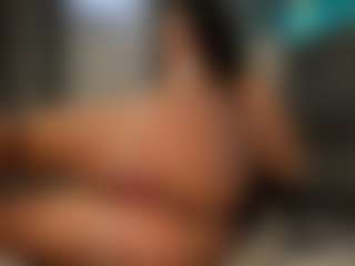 ivyxbelle's Live Sex Cam Show
