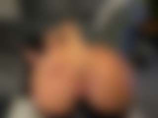 ivyxbelle's Live Sex Cam Show