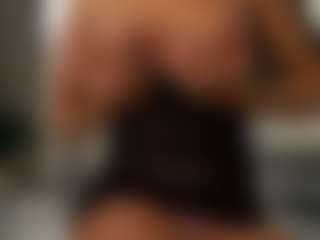 ivyxbelle's Live Sex Cam Show