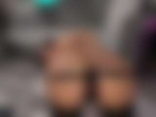 ivyxbelle's Live Sex Cam Show