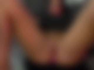 ivyxbelle's Live Sex Cam Show