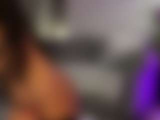 ivyxbelle's Live Sex Cam Show