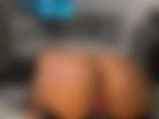 ivyxbelle's Live Sex Cam Show