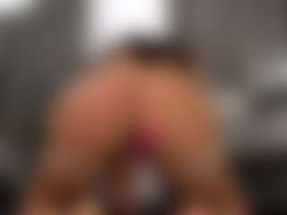 ivyxbelle's Live Sex Cam Show