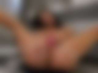 ivyxbelle's Live Sex Cam Show