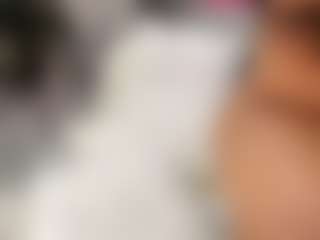 ivyxbelle's Live Sex Cam Show