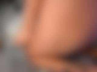 ivyxbelle's Live Sex Cam Show