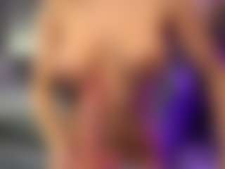 ivyxbelle's Live Sex Cam Show
