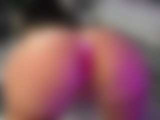 ivyxbelle's Live Sex Cam Show
