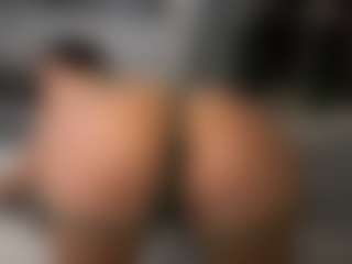 ivyxbelle's Live Sex Cam Show