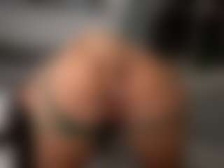 ivyxbelle's Live Sex Cam Show