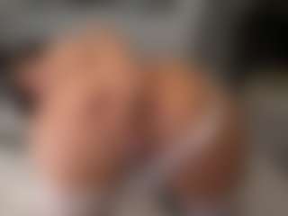 ivyxbelle's Live Sex Cam Show