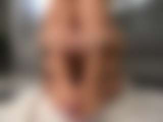 ivyxbelle's Live Sex Cam Show