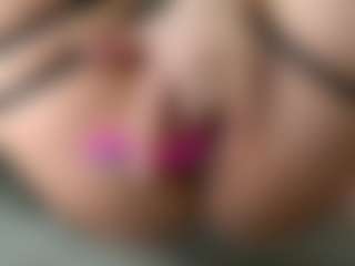 Live cam show with ivyxbelle - Big Tits on TottyGirls