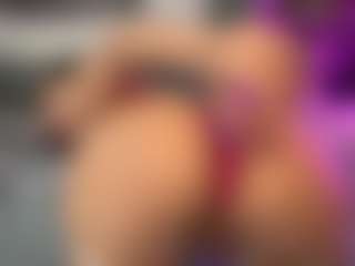 ivyxbelle's Live Sex Cam Show