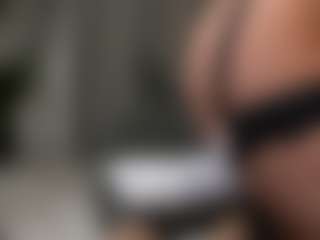 ivyxbelle's Live Sex Cam Show