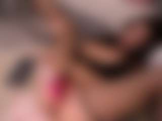 ivyxbelle's Live Sex Cam Show