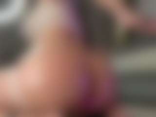 ivyxbelle's Live Sex Cam Show