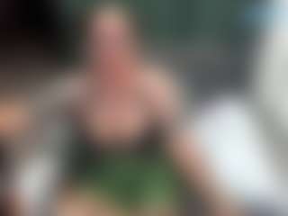 Live cam show with Kristacams - New Tattoos on eurowanks.com