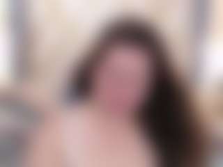 lorena-prg7 MILF webcam performer live streaming
