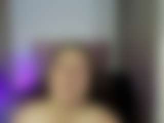 Live cam show with lorena-prg7 - Thick on AdultVida.com