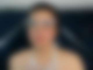 LucyGlow's Live Sex Cam Show