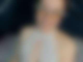 LucyGlow's Live Sex Cam Show