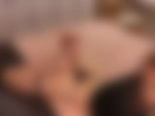 Live cam show with MiaKomoi - Young Adult on Hubzter Live