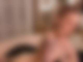 MiaKomoi's Live Sex Cam Show