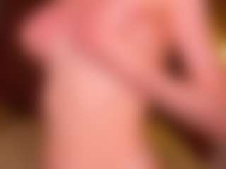 MiaKomoi's Live Sex Cam Show