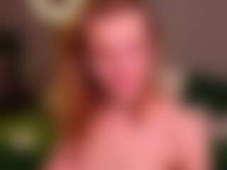 MiaKomoi's Live Sex Cam Show