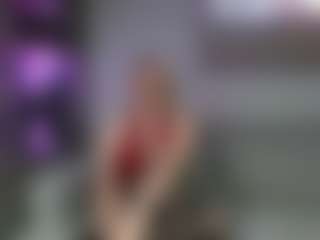 Nora-Noxx MILF webcam performer live streaming