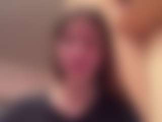 Thea's Live Sex Cam Show