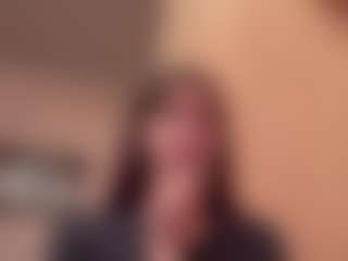 Thea's Live Sex Cam Show
