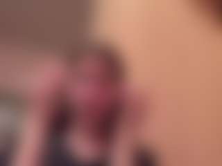 Thea's Live Sex Cam Show