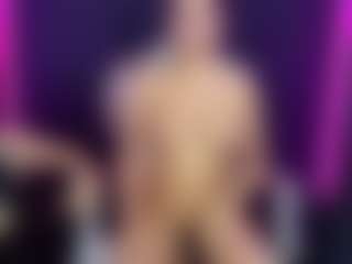 Live cam show with SamyCooper - Smoking on SinfulBabes
